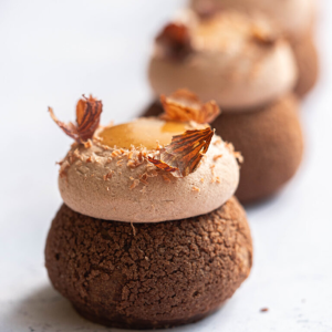 Chou chocolat Andoa lacté et praliné